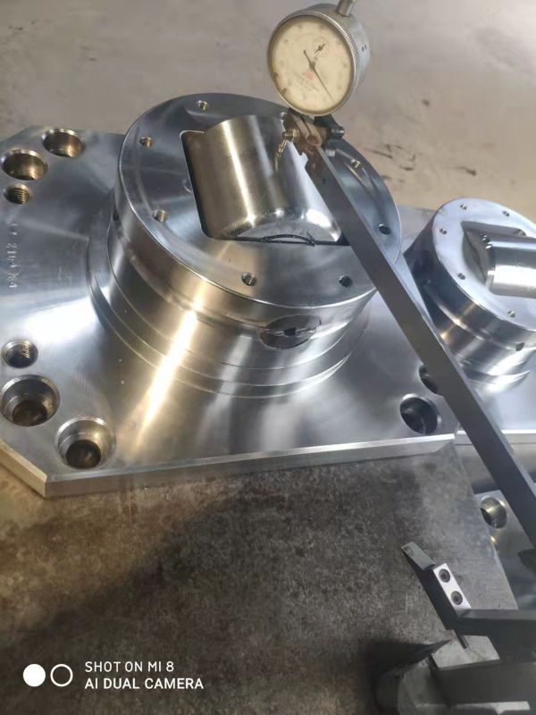 復(fù)合滾輪軸承—combined bearing， 又稱(chēng)組合滾輪軸承